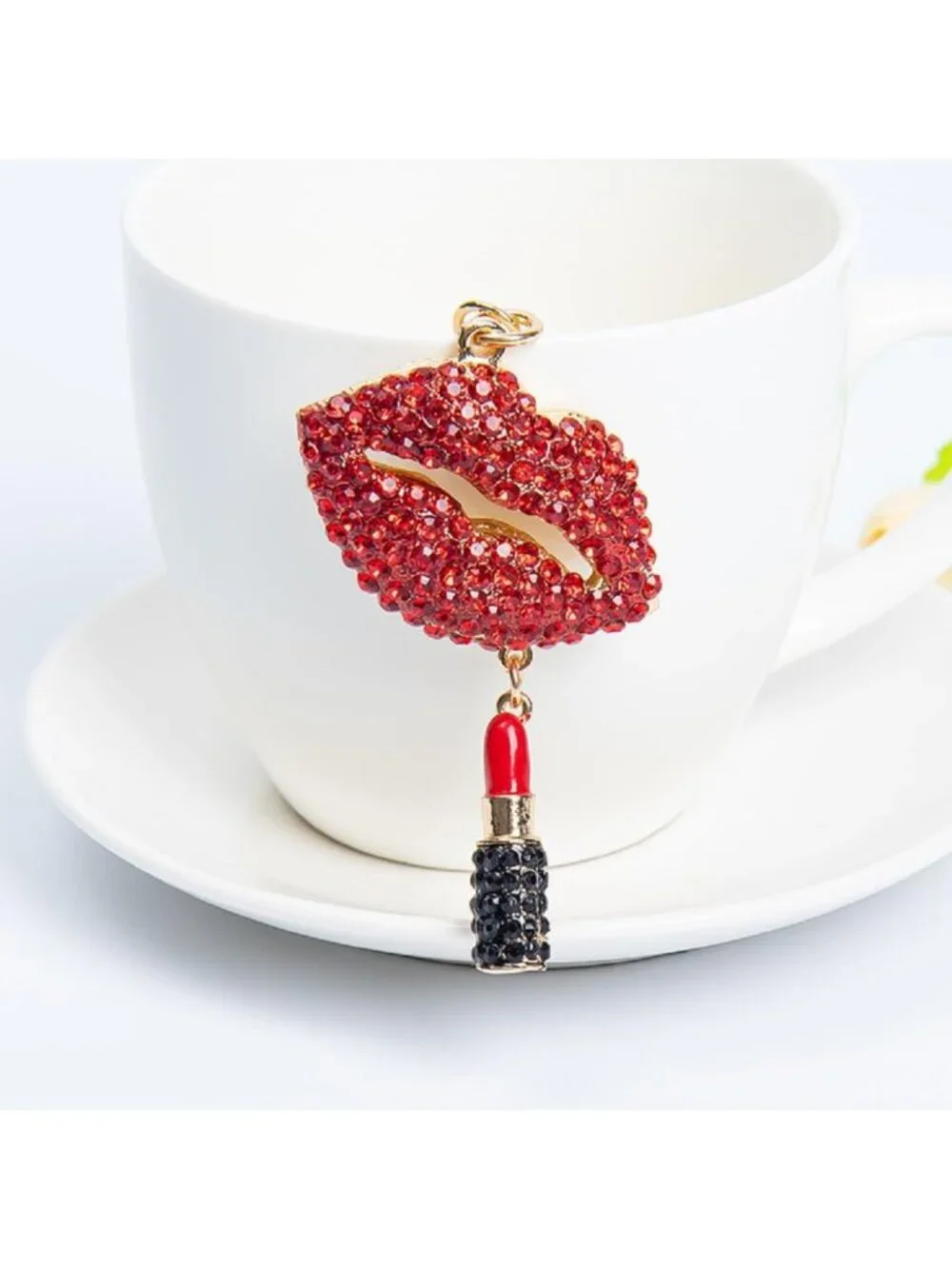 Cute Red Lips Keychain for Women, Sparkling Lipstick Keyring, Bohemian Accessory
